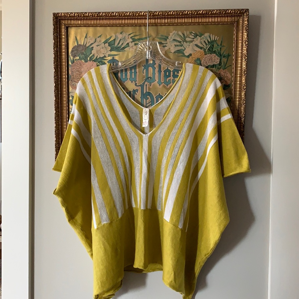 Chalet Lightweight Sweater. Size S
